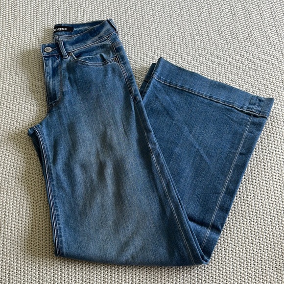 Express Denim - High Rise Wide Leg Jean